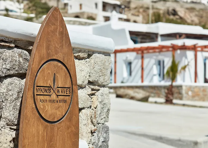 Mykonos Waves Beach House & Suites